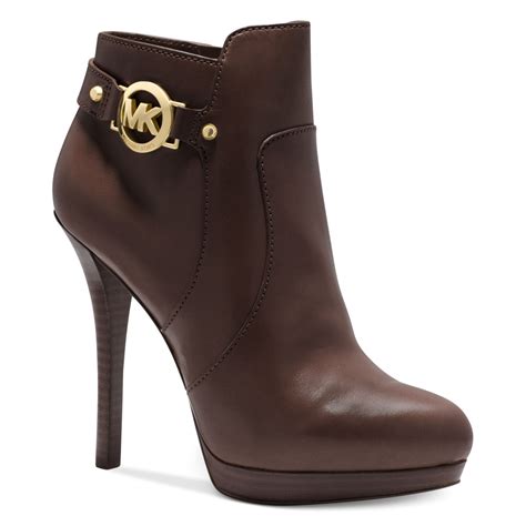 michael kors booties: Shoes 